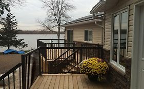 Victoria Harbour Cottages